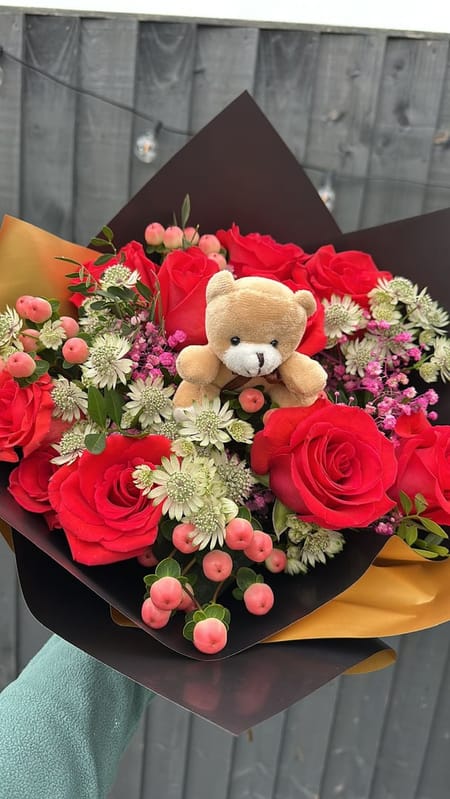 Valentine Teddy Bear Bouquet